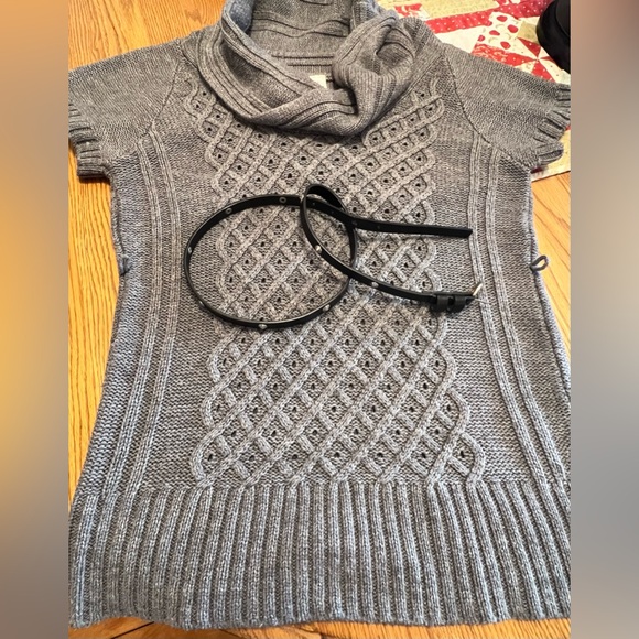 Junior’s Cable-Knit Cowl-Neck Sweater & Blouse Set 🖤 - Picture 13 of 16